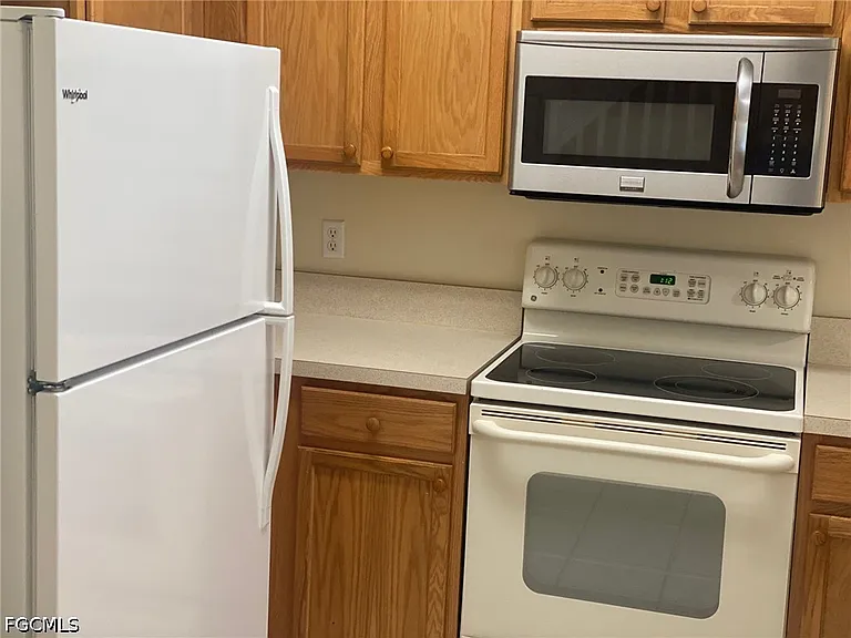 8240 Pacific Beach Dr — Photo 14