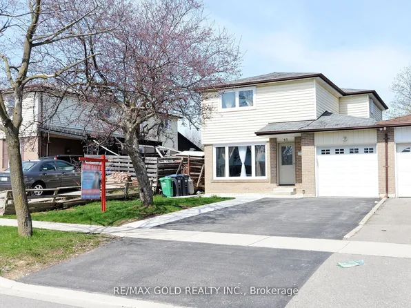 48 Garside Cres, Brampton, ON L6S 1H6