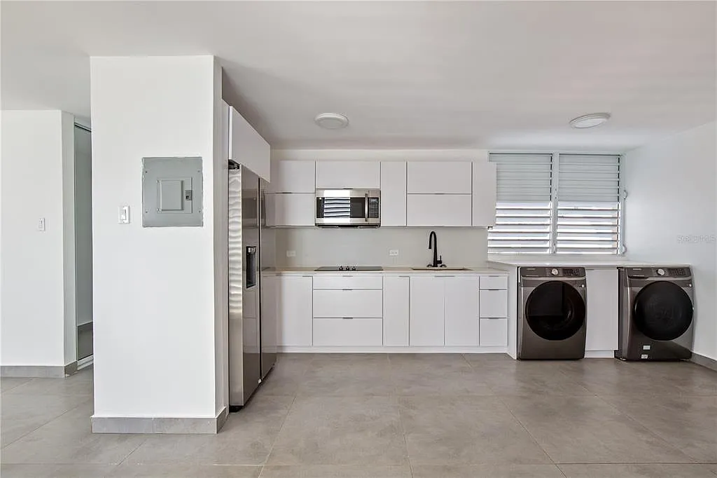 3 bed, 2.0 bath, 1200 sqft, $2,500 — Photo 3