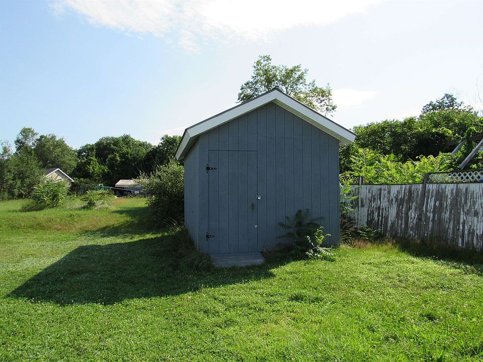 16 Upham Place, Claremont, NH 03743 Zillow