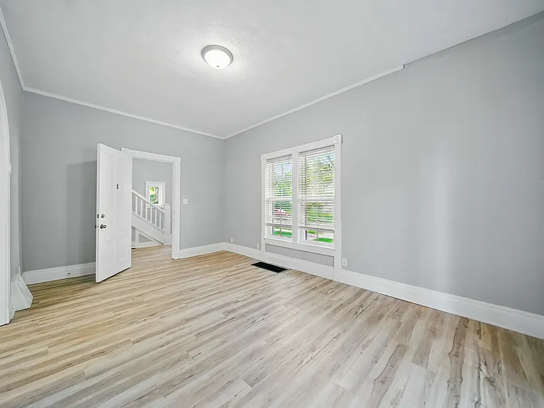 1900 Euclid Ave #1 — Photo 13
