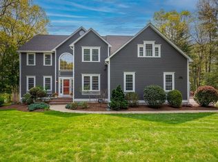53 Winterberry Dr, Franklin, MA 02038