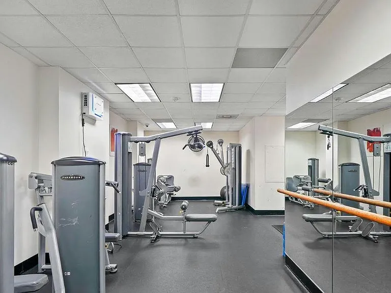 4201 Cathedral Ave NW #1009 — Photo 41