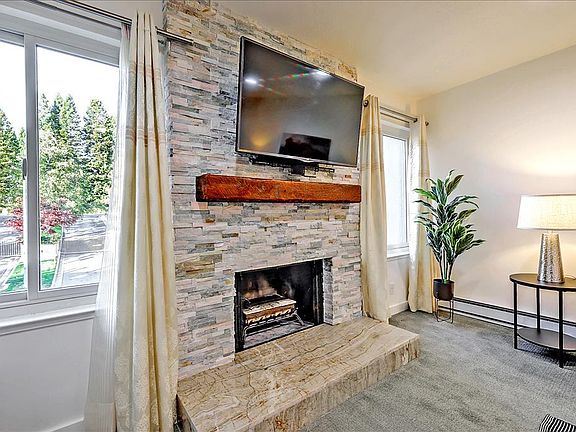 5th image of 4004 Farm Hill Blvd APT 204
