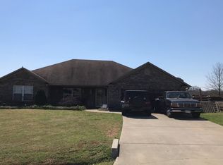 290 Eagle Ridge Dr, New Market, AL 35761