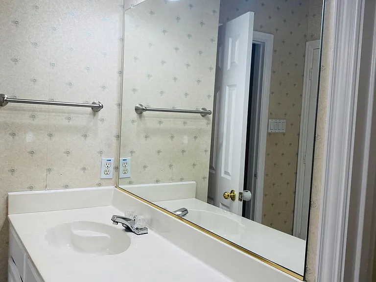 411 Mainsail Dr — Photo 12