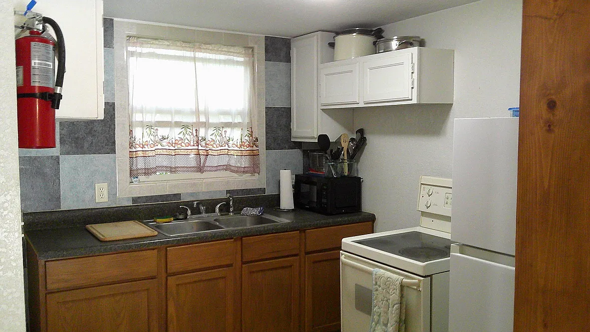 1 bed, 280 sqft, $1,340 — Photo 1