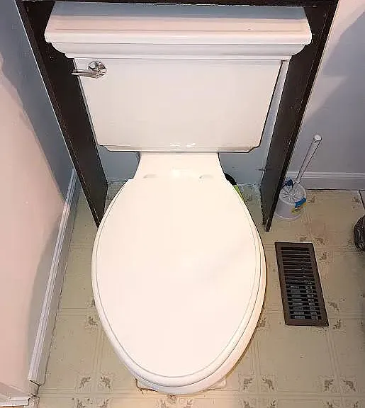 KOHLER TOILETS ARE LIKE $1700 EACH NOTICE AC FLOOR VENT BLOWS COLD AND HEATS IN WINTER. 5 TON HVAC OUT BACK YARD