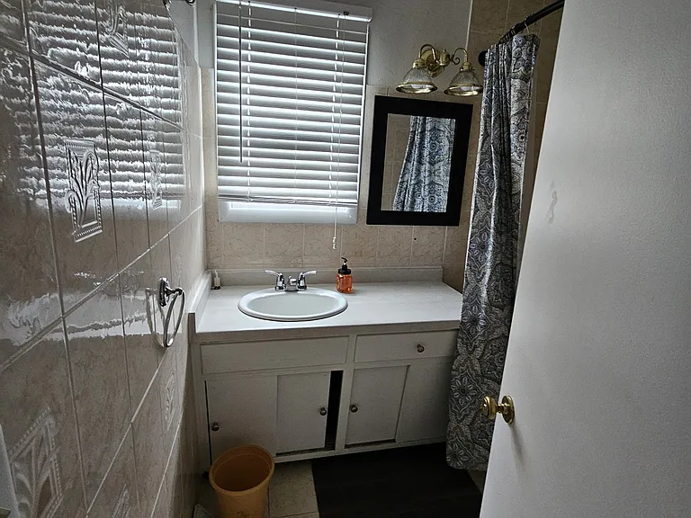 1010 S Marquette Rd — Photo 9