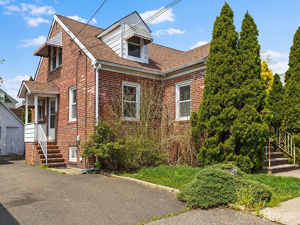 1st image of 35 Melbourne Ct