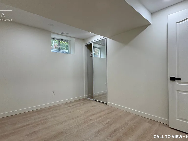 943 Upper Gage Ave #2B — Photo 8