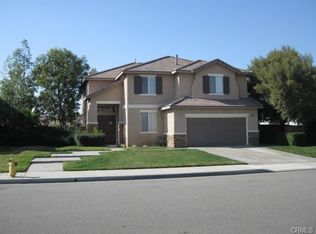 8563 Farmhouse Ln, Riverside, CA 92508