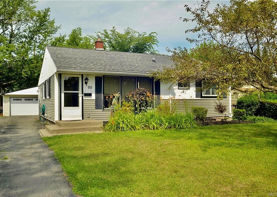 1st image of 90 Lorfield Dr