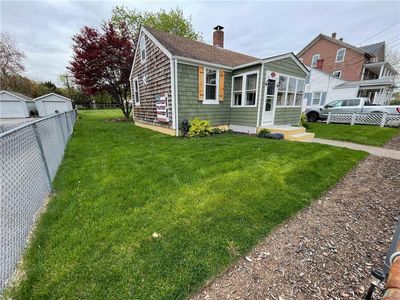 104 Main St, Lincoln, RI, 02802