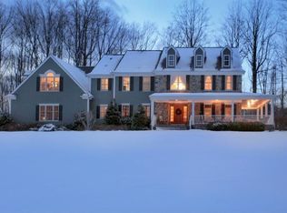 2 Craig Ln, Chester, NJ 07930