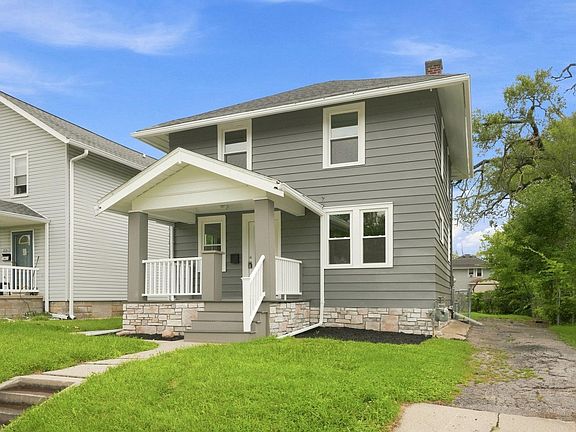 3rd image of 2921 Holton Ave