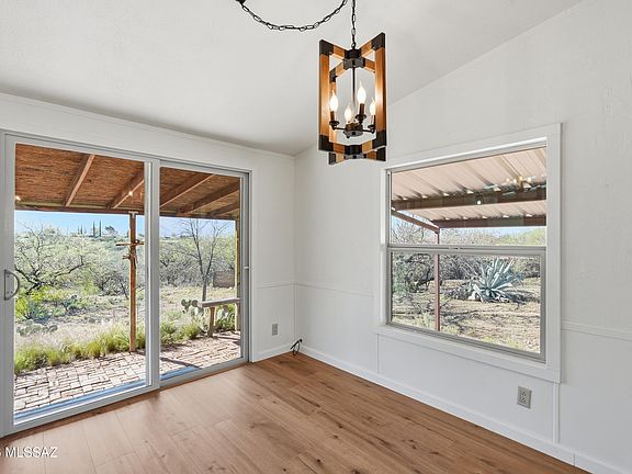 2nd image of 16140 N Elkins Rd