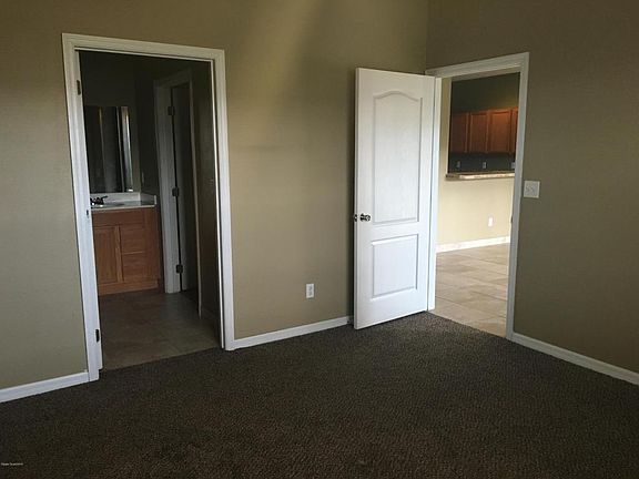 4th image of 1045 Venetian Dr Unit 103