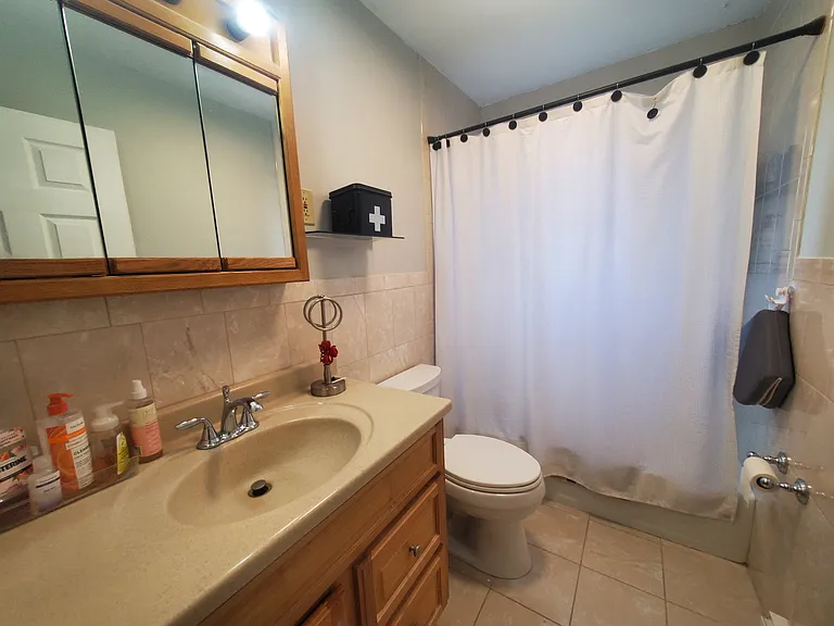 34 Faucett St #3 — Photo 5
