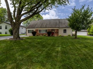 241 Cedarwood Ave, Bolingbrook, IL