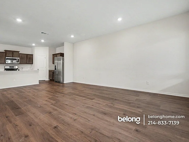 1109 Sunflower Ln — Photo 8