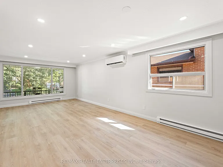 2348 Denise Rd #UPPER — Photo 9