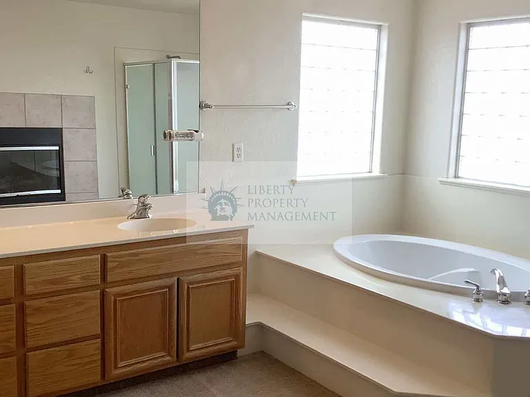 4425 Crown Valley Way — Photo 15