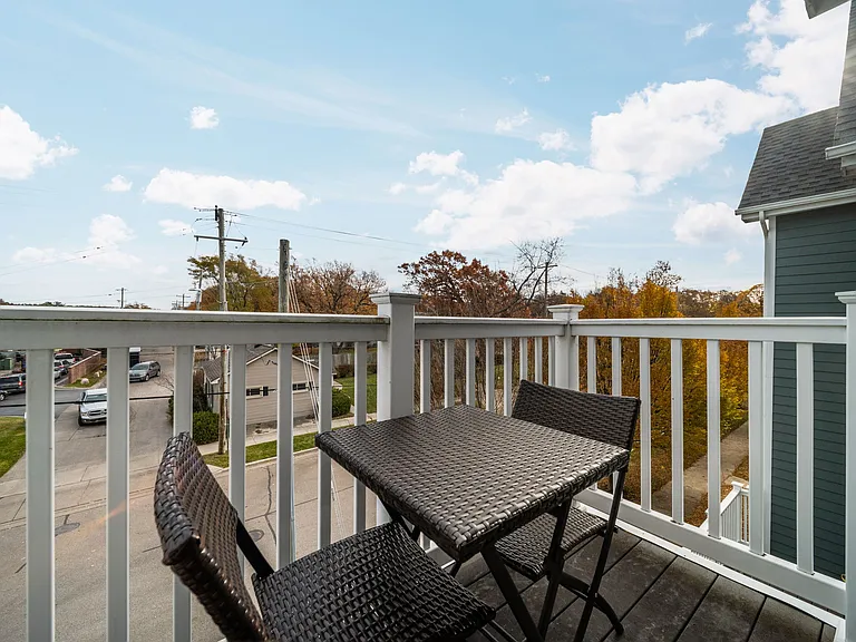 100 Hope St #210 — Photo 8
