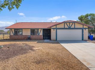 21185 Wren St, Apple Valley, CA 92308