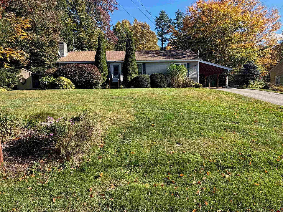 20 Indian Head Ln