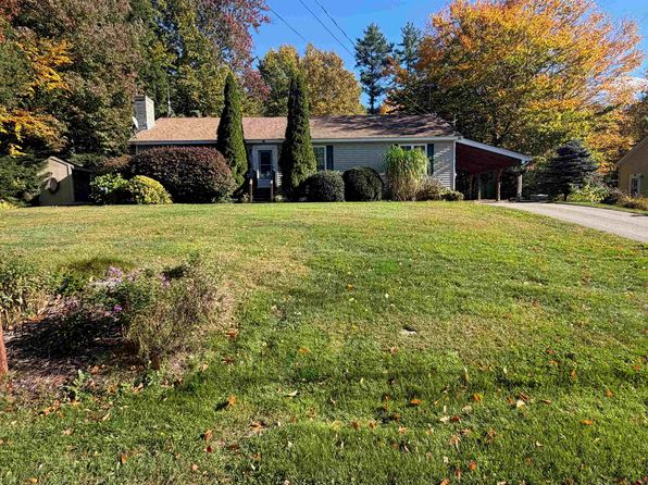 20 Indian Head Ln