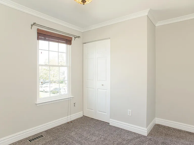 1772 Grande View Ave — Photo 36