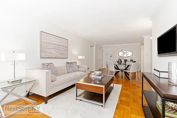 Sold by NextStopNY | media 3