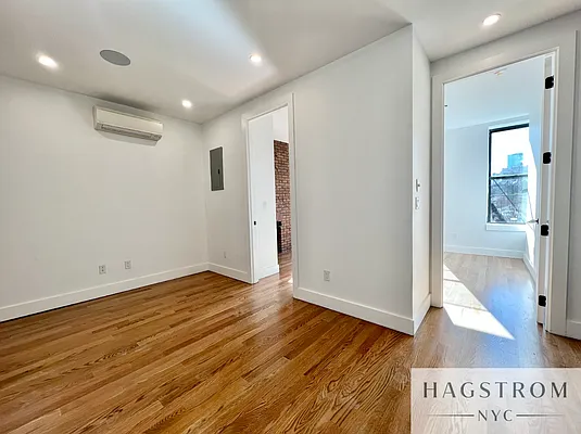 Rented by Hagstrom Management Inc | media 25