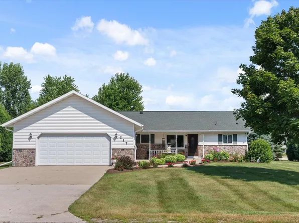 217 Mulbery DRIVE, Waldo, WI 53093
