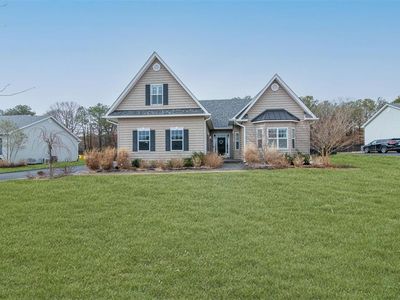 7 Hampton Court Drive, Eastport, NY, 11941
