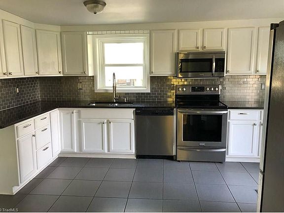2nd image of 357 Gwyn Ave