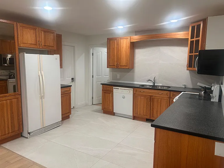 44468 McLaren Dr — Photo 8