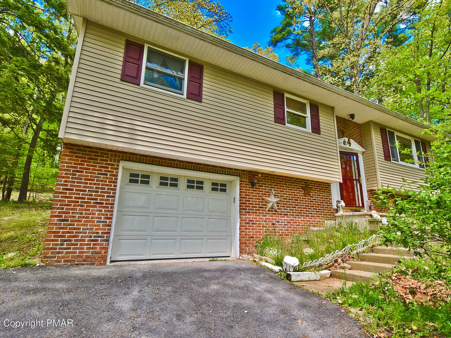 199 Marilou Ln, Bartonsville, PA 18321 Zillow