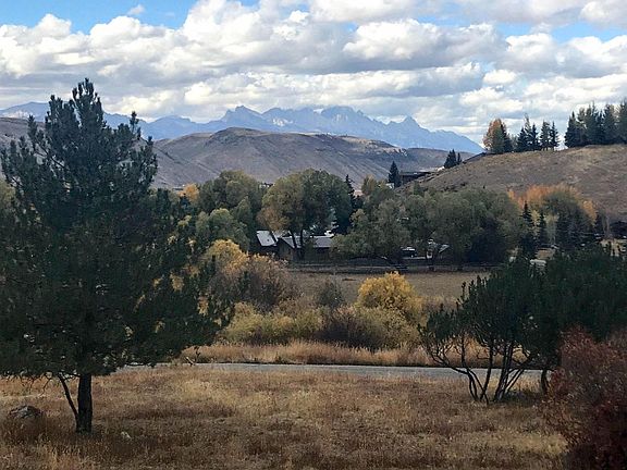 5th image of 855 Upper Cache Creek Dr