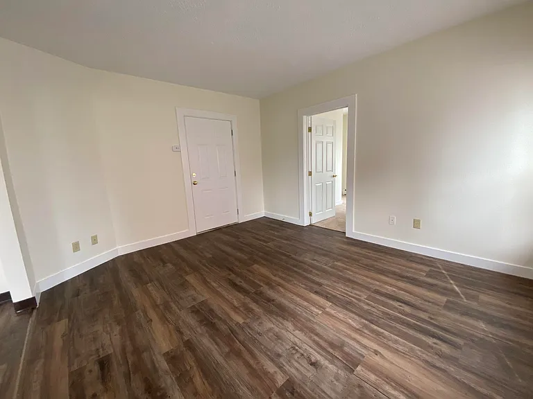 133 2nd St #2S — Photo 16