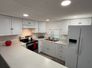 2650 W UNION HILLS Drive #323, Phoenix, AZ 85027