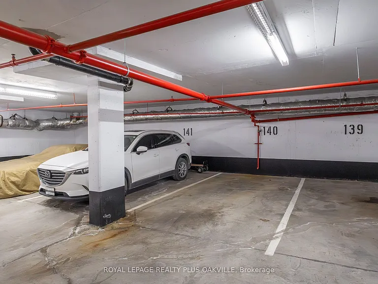 2511 Lakeshore Rd W #718 — Photo 37