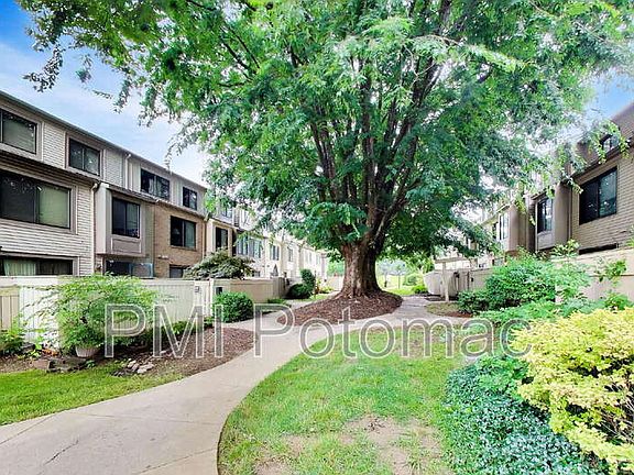 4th image of 9391 Chadburn Pl