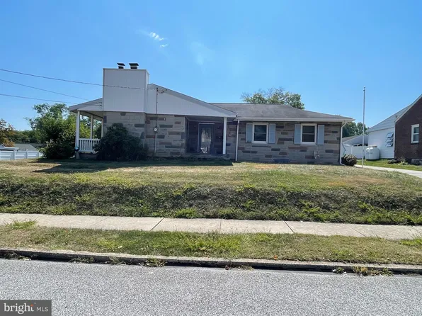 716 Elkwood Dr, New Cumberland, PA 17070