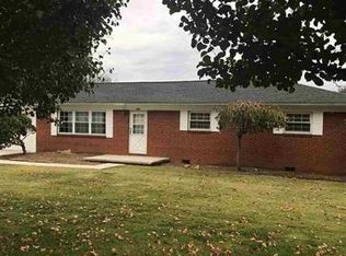 2660 Mountain View Dr, Morristown, TN 37814