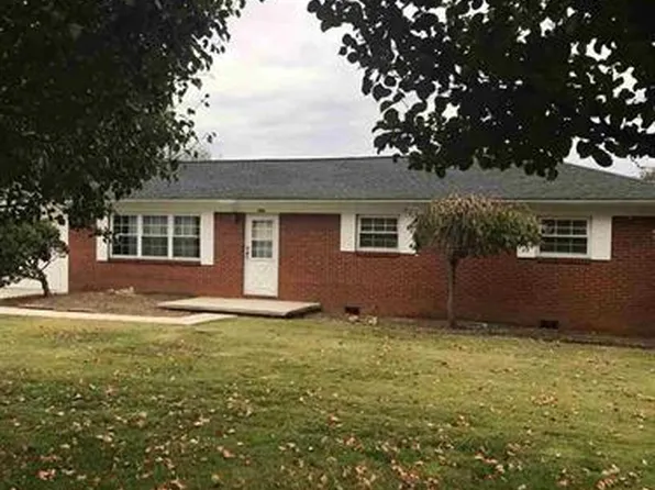 2660 Mountain View Dr, Morristown, TN 37814