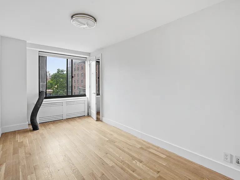 784 Columbus Ave #7M — Photo 6
