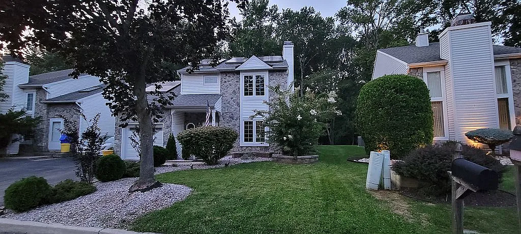 7 Scott Ct photo 1