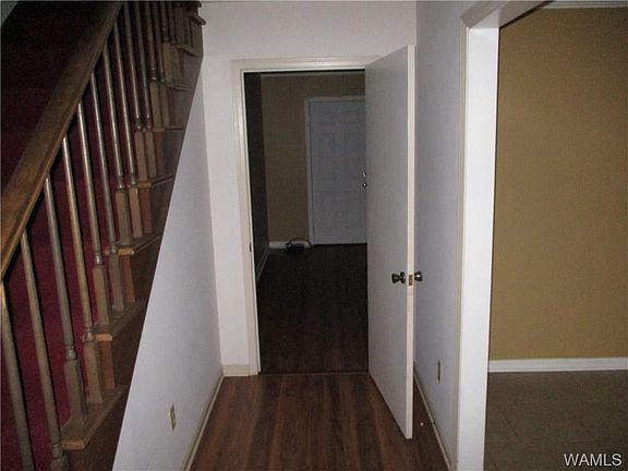 5th image of 517 35th Ave E